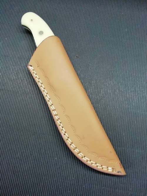 HANDMADE DAMASCUS STEEL HUNTING KNIFE !!!