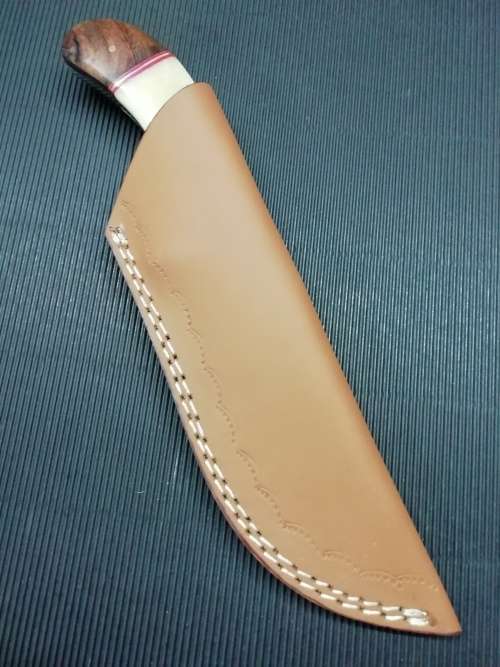 HANDMADE DAMASCUS STEEL HUNTING KNIFE !!!