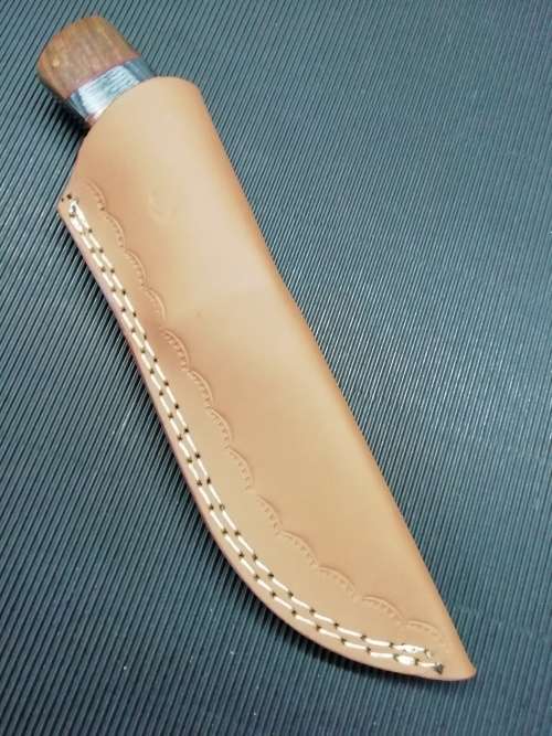 HANDMADE DAMASCUS STEEL HUNTING KNIFE !!!
