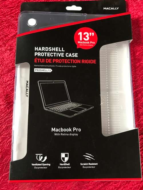 MacBook Pro 13 inch with Retina display Macally Hardshell Protective Case