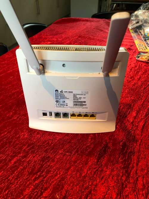 Huawei LTE CPE B593 WLANRouter/LTEModem