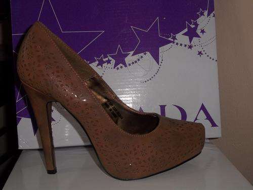 STUNNING JADA BROWN HEEL****SIZE 4,******