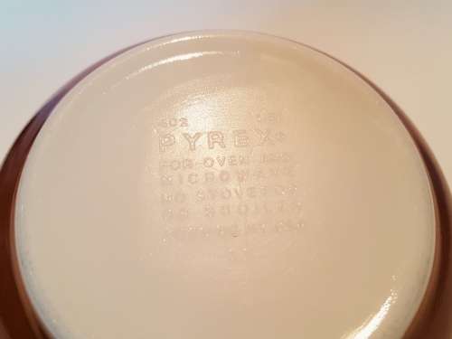 Pyrex "Autumn Harvest" mixing bowl