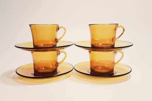 4 x Vintage amber Duralex coffee trios