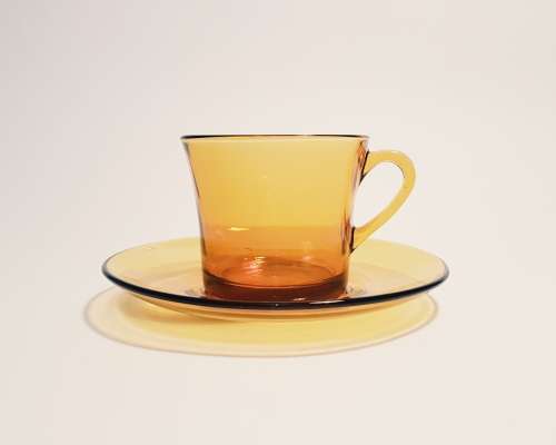 4 x Vintage amber Duralex coffee trios