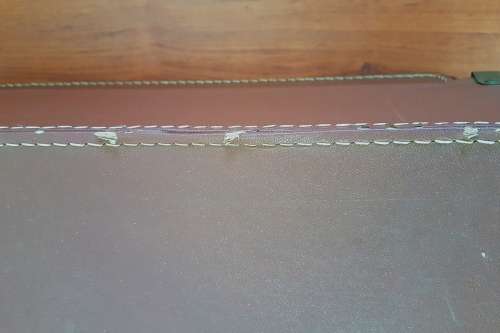 Vintage boxy suitcase with extendable hinges - FANTASTIC CONDITION