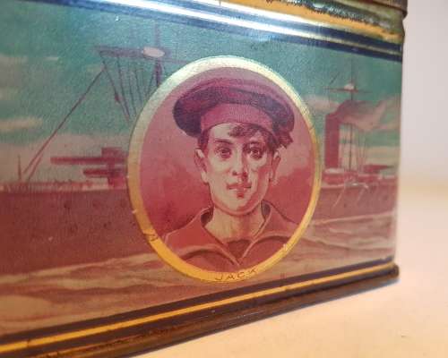 Mazzawattee tin with WW1 theme