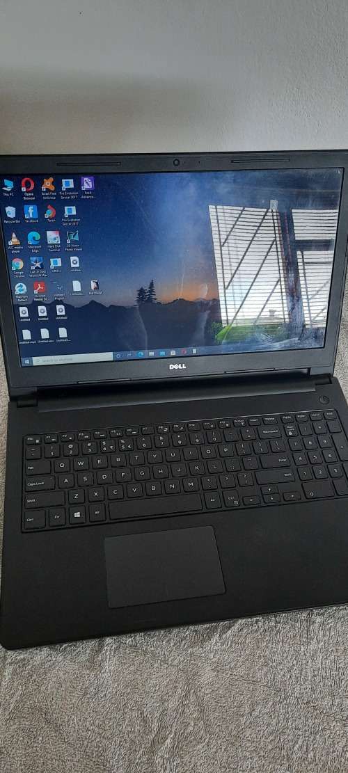 Dell Inspiron 15.6inch Laptop: I5 5th gen CPU, 10GB Ram, 256GB SSD.