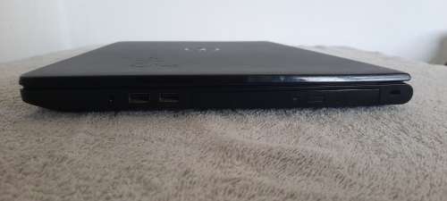 Dell Inspiron 15.6inch Laptop: I5 5th gen CPU, 10GB Ram, 256GB SSD.