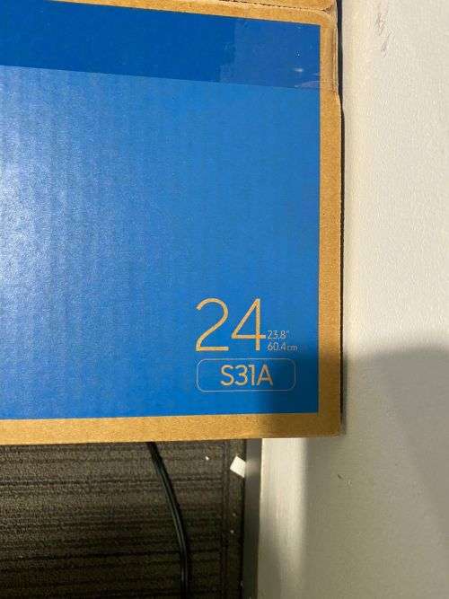 Brand New 24INCH Samsung Full HD Monitors with HDMI and VGA in box