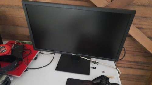 Brand New 24INCH Samsung Full HD Monitors with HDMI and VGA in box
