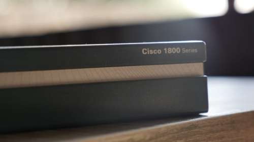 Cisco 1841 Router with console cable