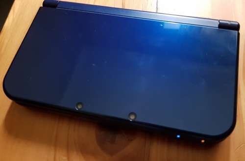 Nintendo 3DS XL (released in 2015) (aka *new* version)