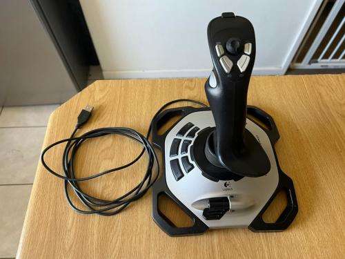 Logitech G Extreme 3D Pro Joystick, 12 Programmable Buttons, Stable,USB, PC
