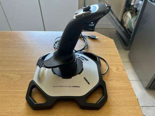 Logitech G Extreme 3D Pro Joystick, 12 Programmable Buttons, Stable,USB, PC