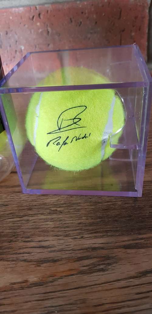 COLLECTABLE 2003 AUSTRALIAN OPEN SEALED TENNIS BALLS AND A NADAL PRESENTATION BALL