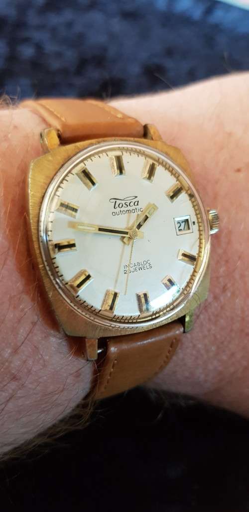 VINTAGE TOSCA AUTOMATIC 25 JEWEL- RUNNING AND KEEPING TIME