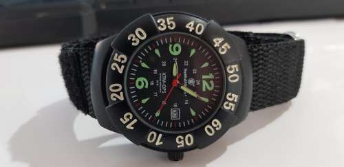 SMITH and WESSON EXTREME OPS MEN`S WATCH