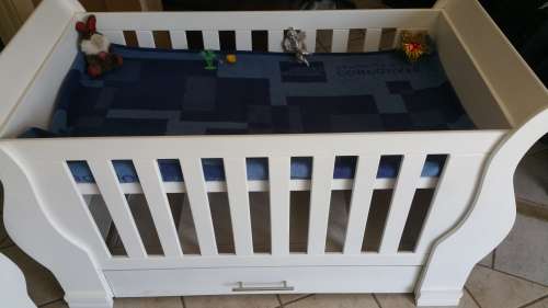 Sleigh Cot and Compactum Sur 02