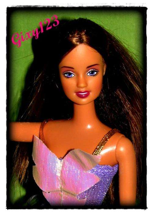 Gorgeous Teresa doll (Barbie's friend) made by Mattel