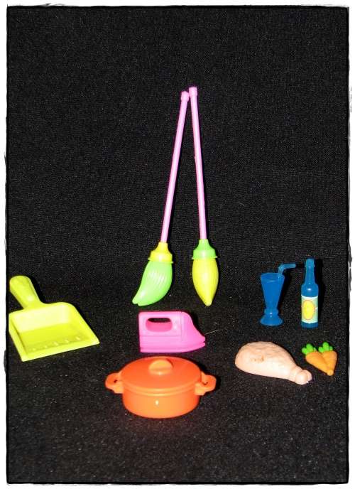Barbie Kitchen Accessories