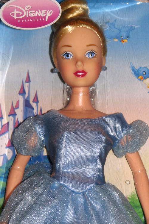 BNIB Disney's Princess Cinderella doll