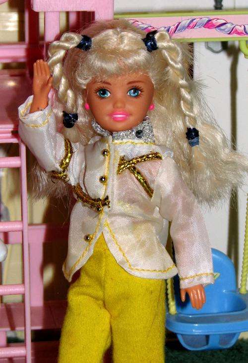 Stacie doll (Barbie's sister) made by Mattel