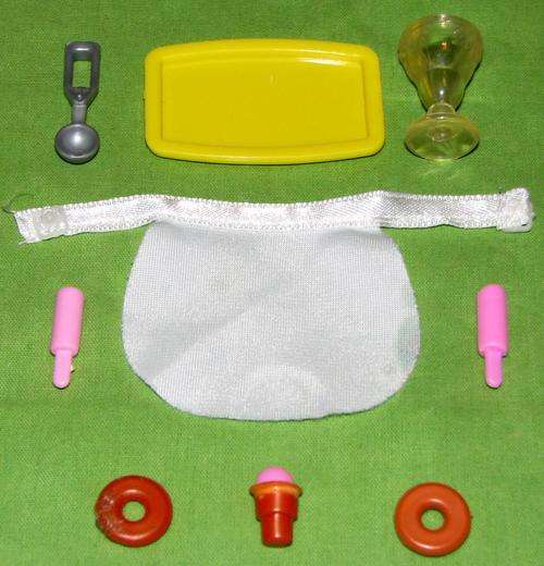 Barbie/Bratz doll  Food Accessories (Lot 1)