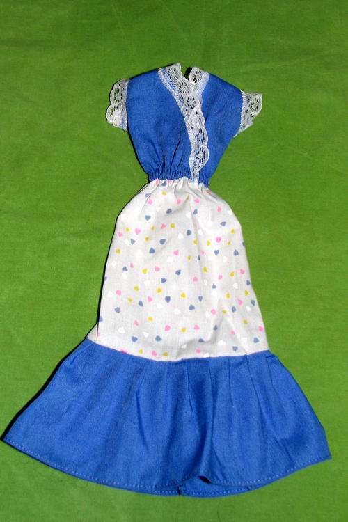 Barbie clothing (Lot 14)