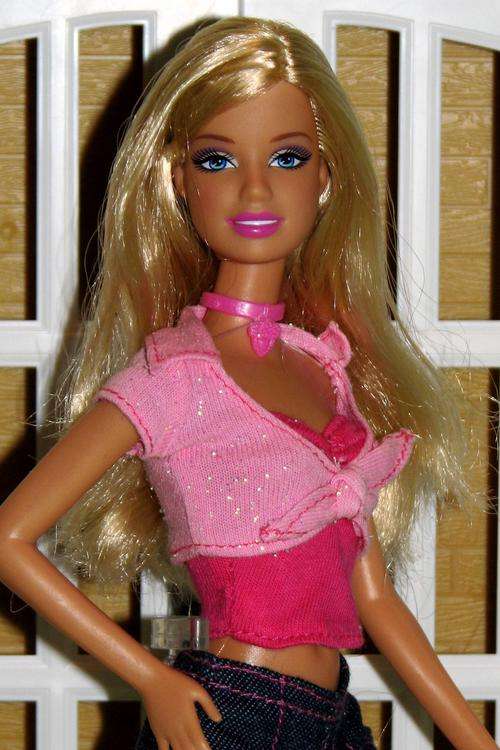 Barbie Luv Me doll made by Mattel