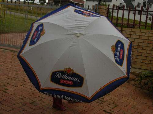 Rothmans Garden Umbrella -most rare Ideal for beer garden or home pub. Stunning