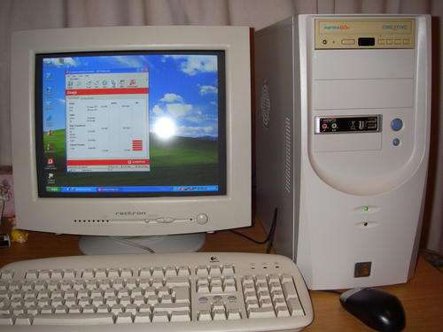 PC for Sale, Complete. Includes Vodacom 3G Data Card