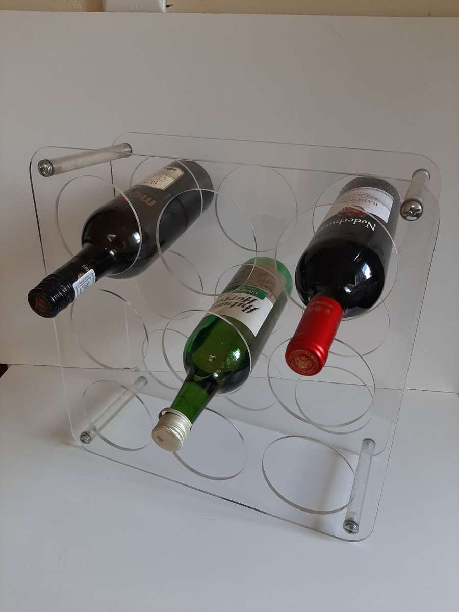 9 BOTTLE WINE RACK ( PERSPEX )