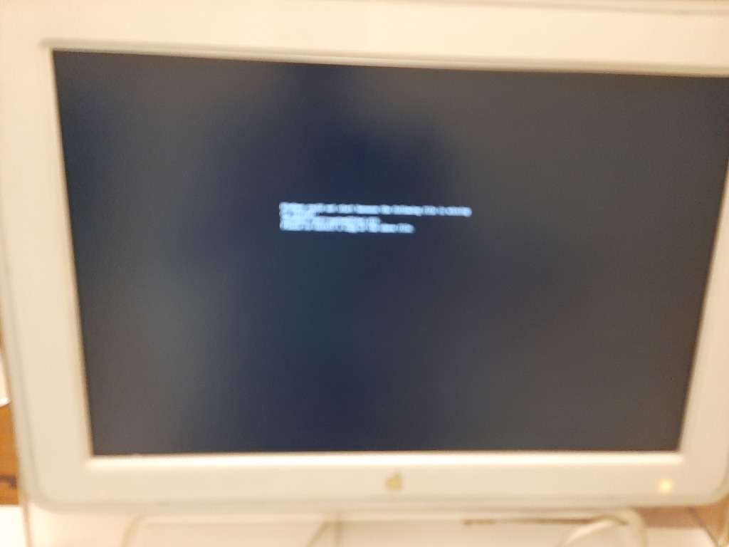 Apple Mac mini 1.66ghz, 512mb Ram, 160gb HDD with power supply, and remote Apple Mac min