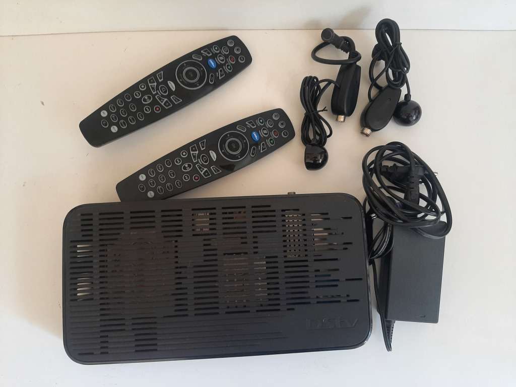 DSTV 2A EXPLORA Decoder