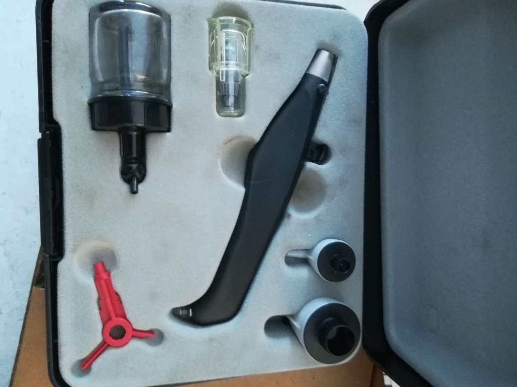 A4305 Airbrush Set for professionals.