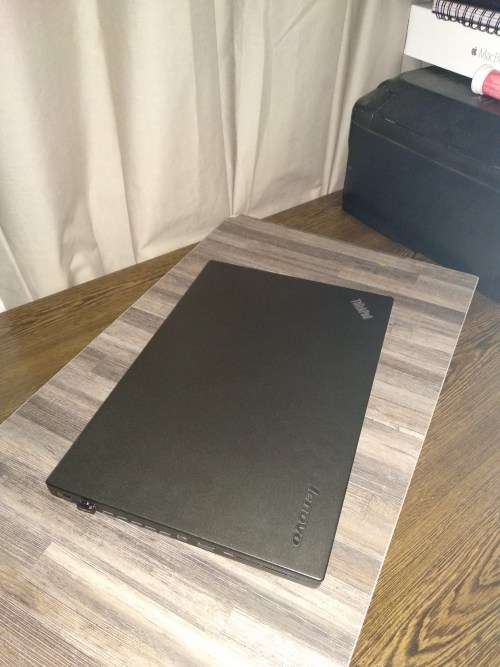 Lenovo T450s (i5 5300U, 128GB SSD, 4GB RAM)