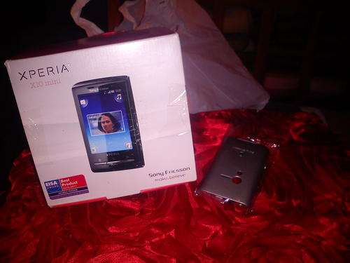experia x10 mini!!