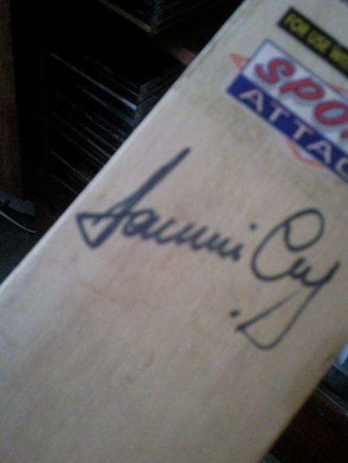 Hansie Cronje Signed bat