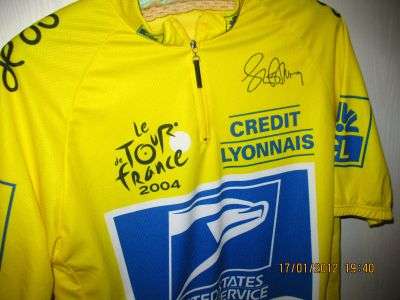 Lance Armstrong Signed Tour de France Yellow Jersey 2004