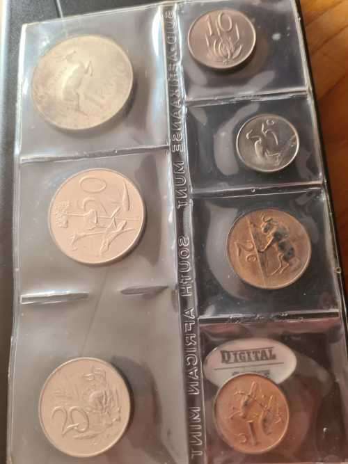 1968 UNC SILVER R1 SET AS PER PICS