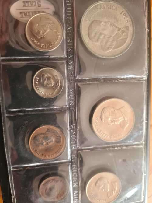 1968 UNC SILVER R1 SET AS PER PICS