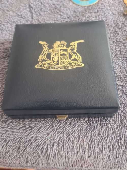 Beautifully toned Dias Sterling Silver R1