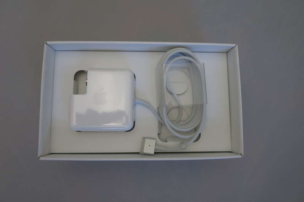 Apple Macbook 45W MagSafe 2 Power Adapter