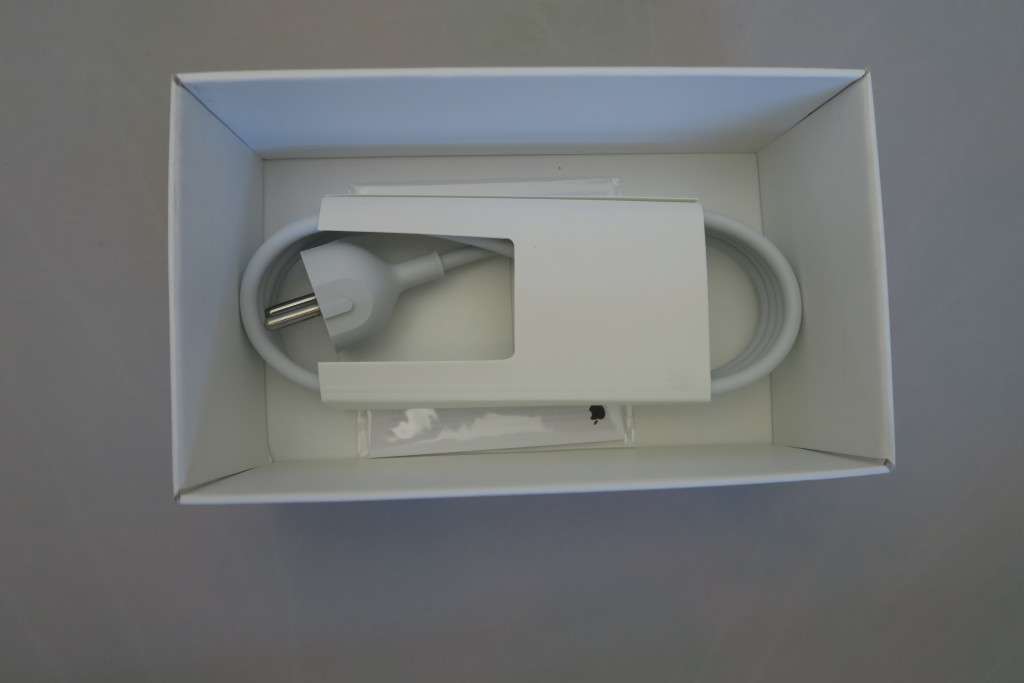 Apple Macbook 45W MagSafe 2 Power Adapter