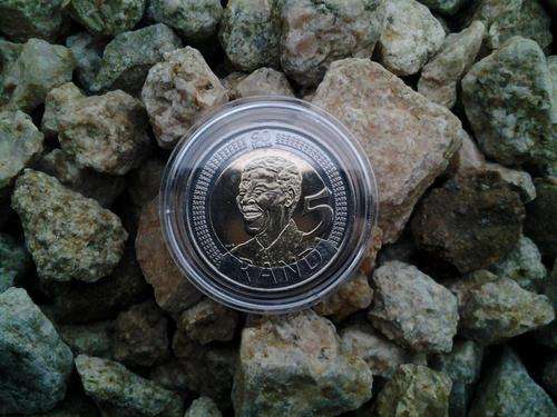 ** 2008 Nelson Mandela 90th Birthday R5 Coin - UNC - Capsulated **