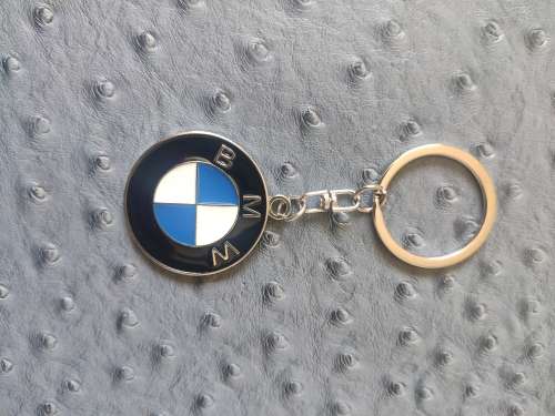 *FREE SHIPPING* Car Key Ring - BMW