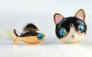 ***True Grace Accessories*** Cat & Fish Story Stud Earrings
