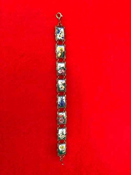 Beautiful Antique Victorian Gilt And Enamel Flower Panel Bracelet