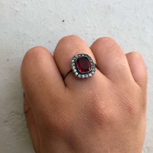 Beautiful Late Victorian/Edwardian 9ct Gold/Silver Red Paste Ring